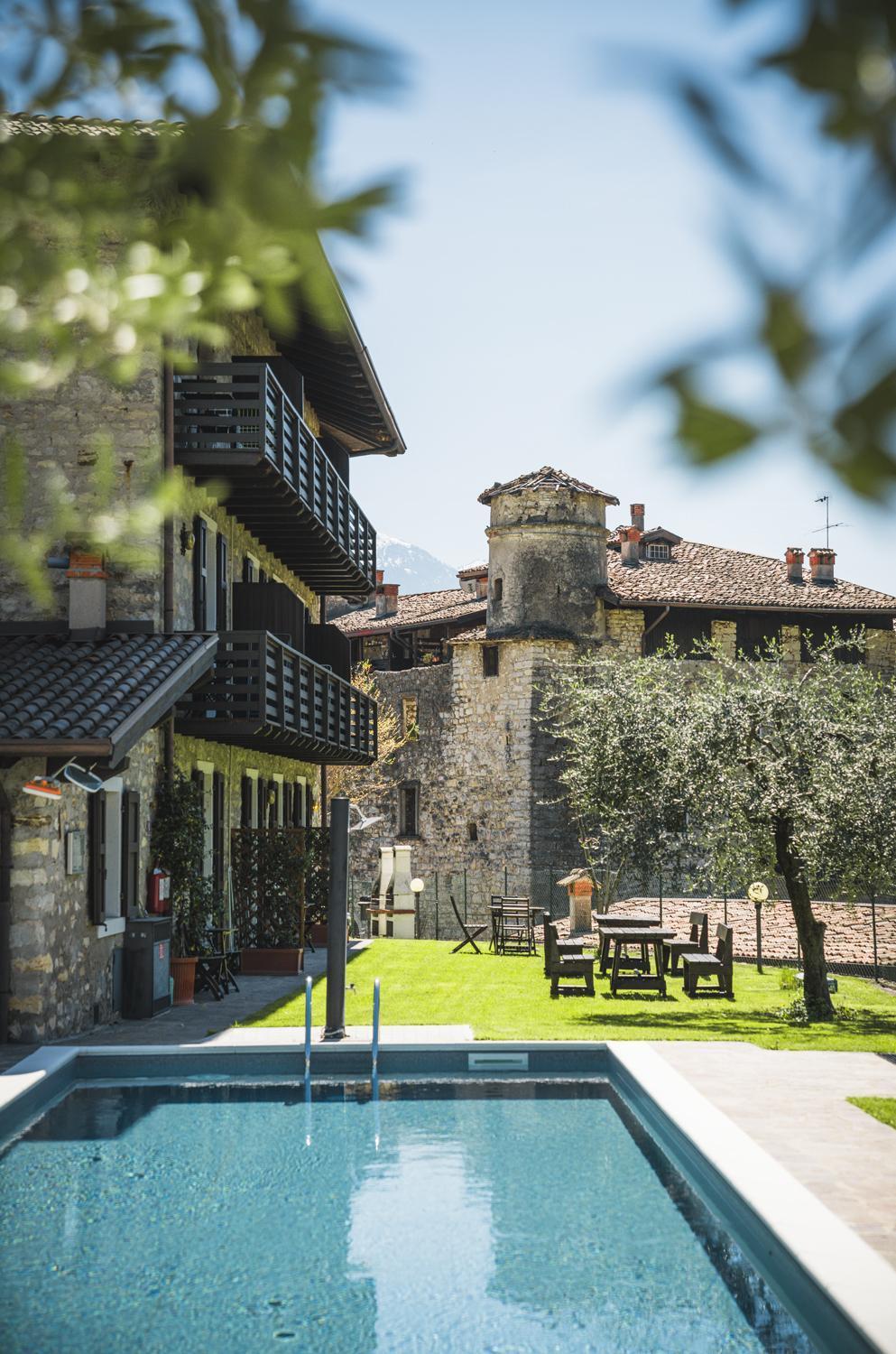 Hotel Antica Croce - Gardaslowemotion Тенно Екстер'єр фото