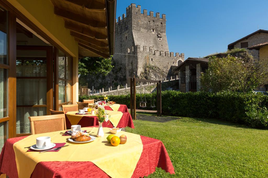 Hotel Antica Croce - Gardaslowemotion Тенно Екстер'єр фото
