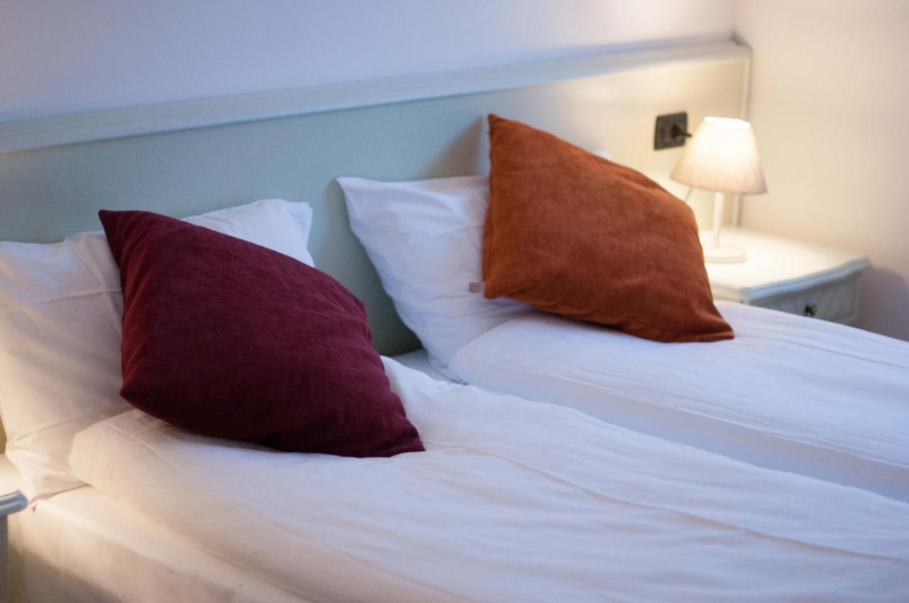 Hotel Antica Croce - Gardaslowemotion Тенно Екстер'єр фото